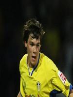 Should Simon cash-in on Howson?